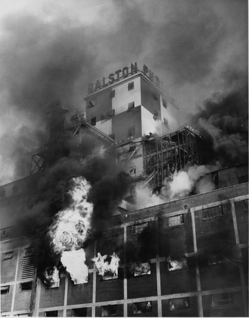 Ralston Purina fire, 1962